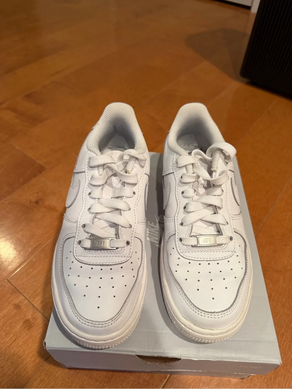 Nike Air Force Kids White Low-Top Sneakers